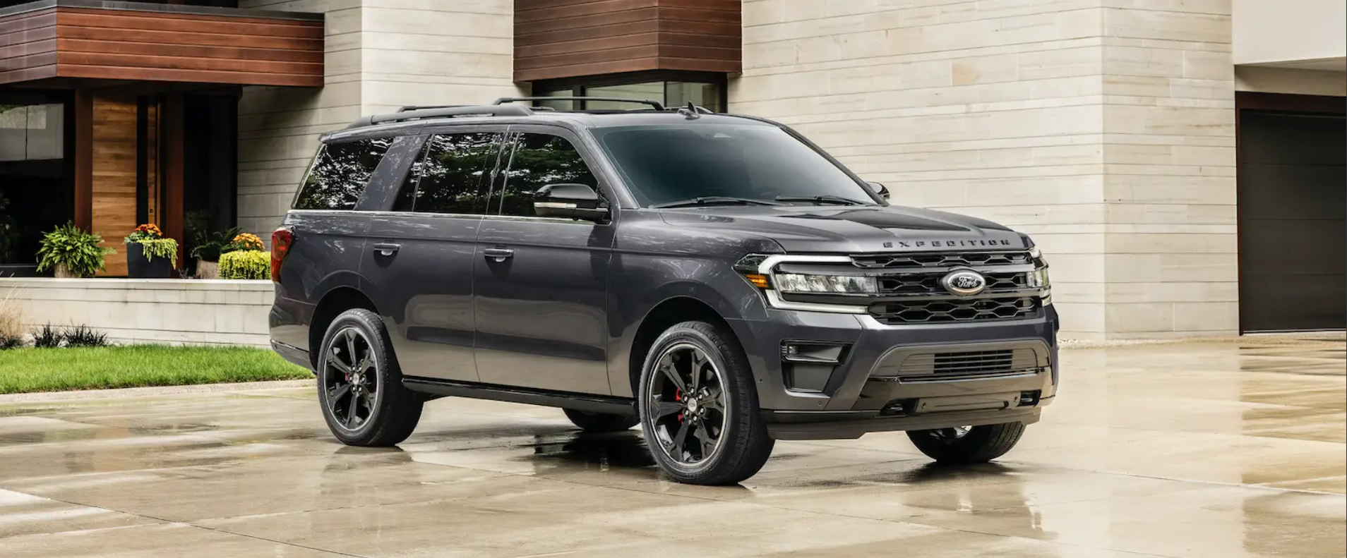 2025 Ford Expedition Exterior 2