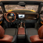 2025 Ford Bronco Hybrid Interior
